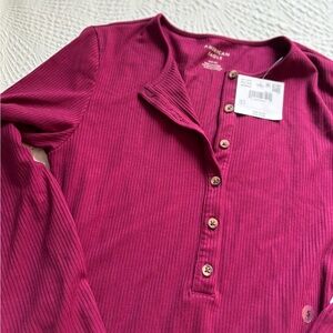 American Eagle Burgundy Henley Top